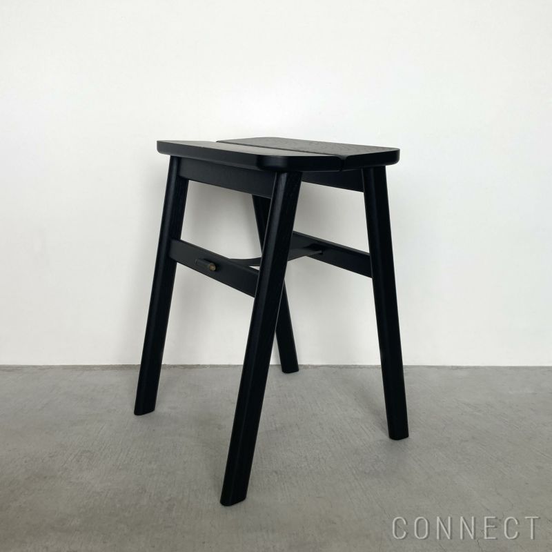 【アウトレット】FORM & REFINE（フォーム&リファイン） / Angle Stool（アングルスツール） / ブラックオーク / スツール / No.01