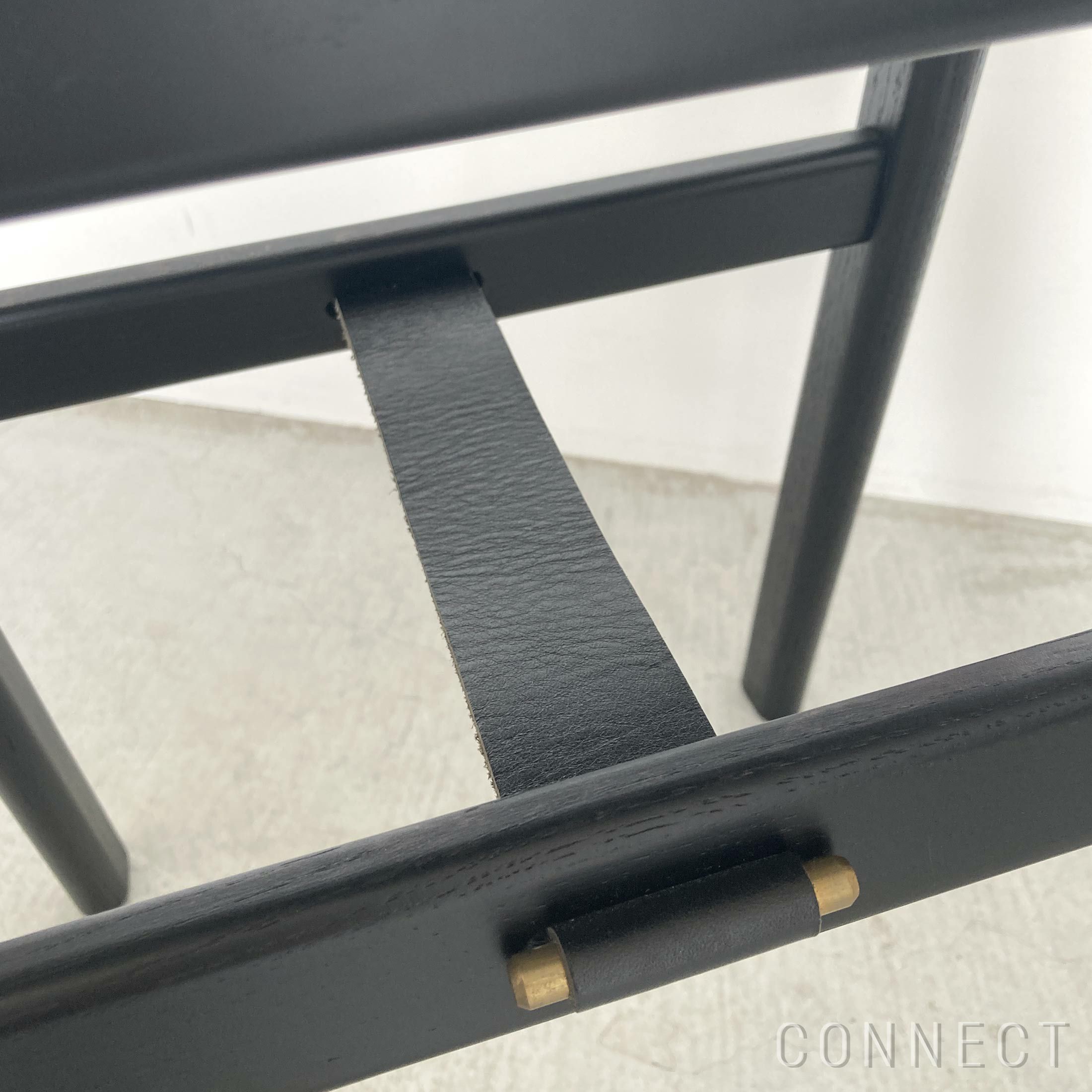 【アウトレット】FORM & REFINE（フォーム&リファイン） / Angle Stool（アングルスツール） / ブラックオーク / スツール / No.01