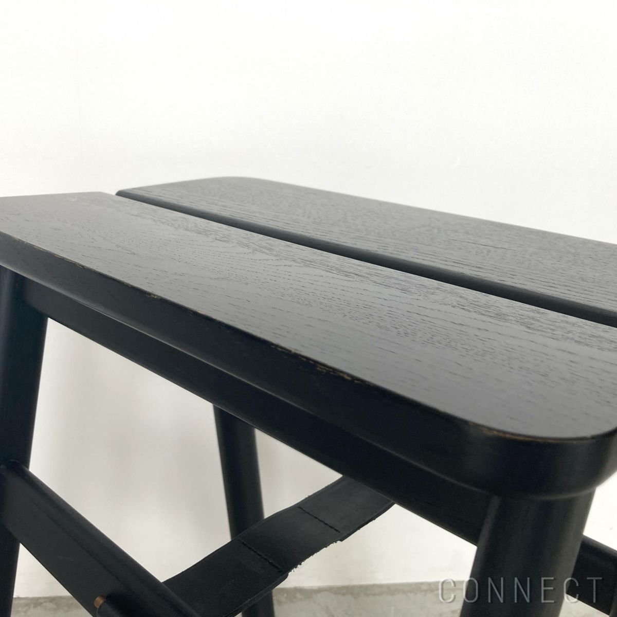 【アウトレット】FORM & REFINE（フォーム&リファイン） / Angle Stool（アングルスツール） / ブラックオーク / スツール / No.02