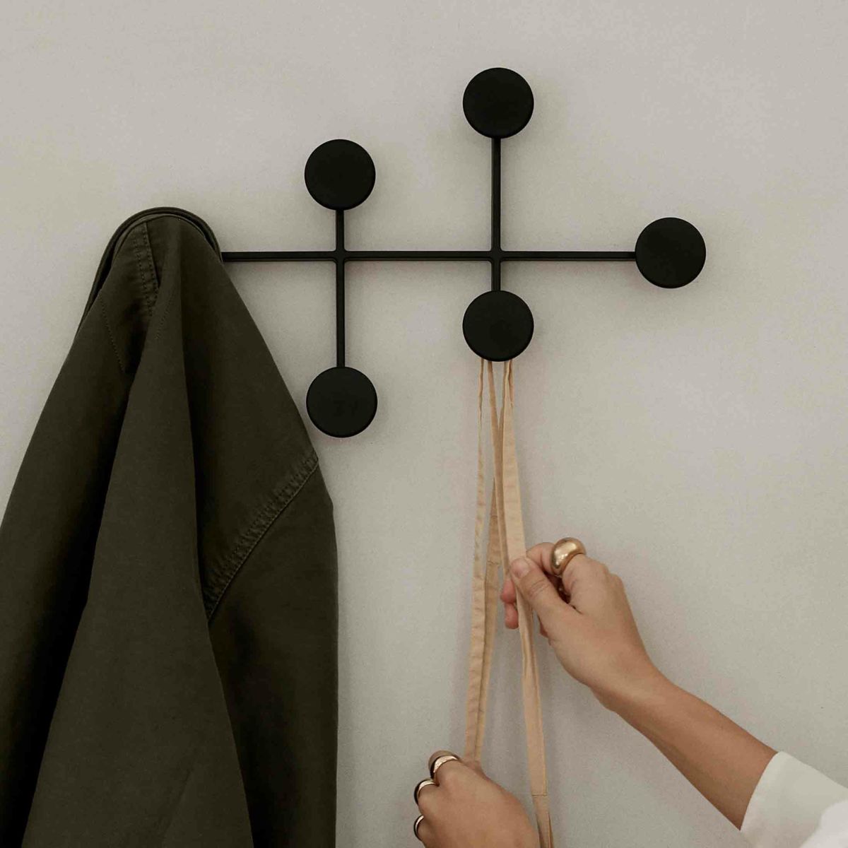 Audo Copenhagen（オドー・コペンハーゲン） / Afteroom Coat Hanger（アフタールーム コートハンガー） / 全3色 / コートハンガー